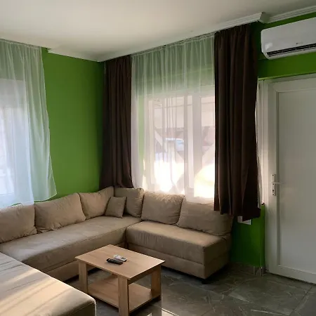 Apartment Dorina *