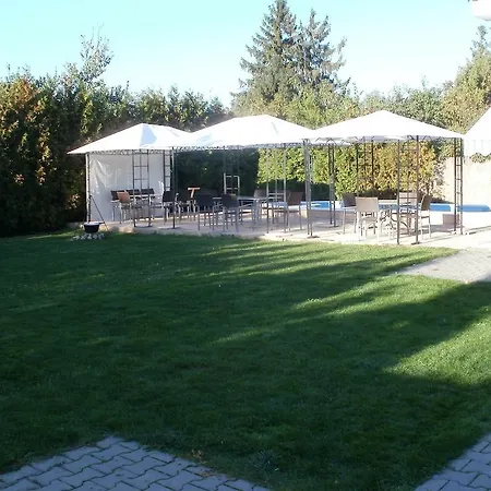 Dorina Apartment *